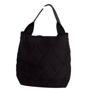 Lululemon Athletica Black Shoulder Bag with Quilted Texture